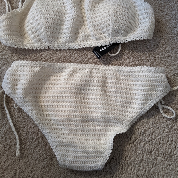 Express bikini set - Picture 3 of 4